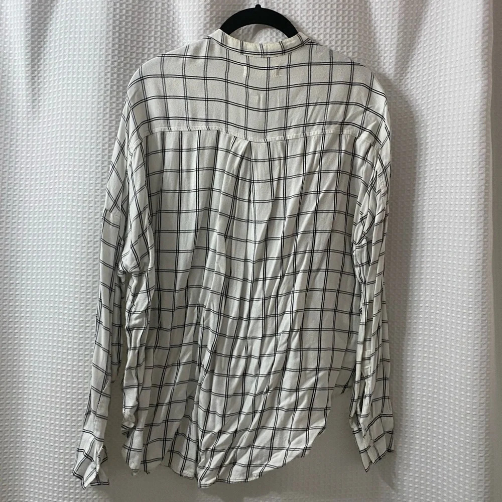 L&G Plaid Tie Front Shirt - Picture 10 of 10